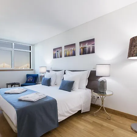Apt In Oriente Duplex - Parque Das Nacoes Lisbon